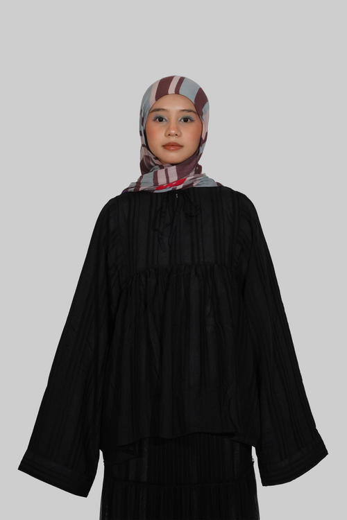 Basic Black : The RYSA Blouse (no lace)