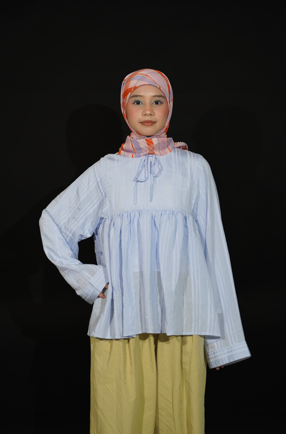 Basic Blue : The RYSA Blouse (no lace)