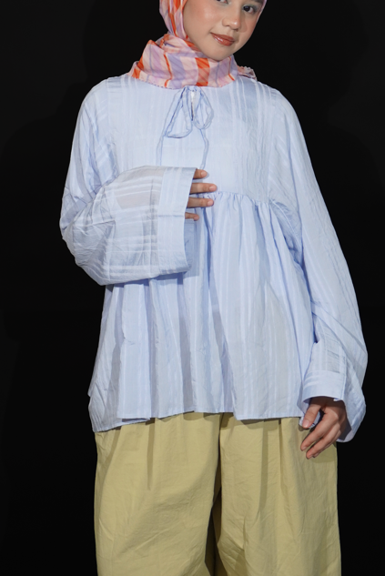 Basic Blue : The RYSA Blouse (no lace)